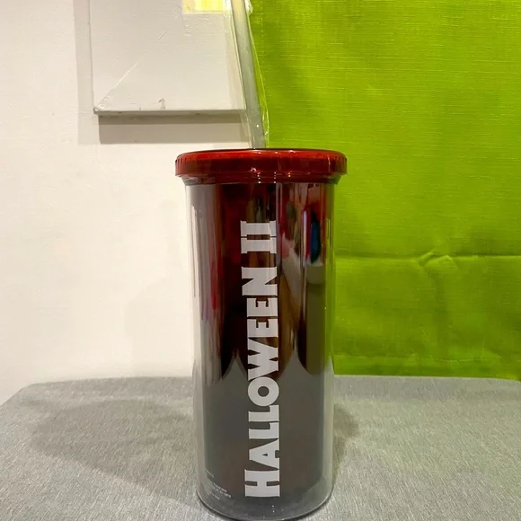 LAST ONE!! HALLOWEEN 2 MICHAEL MYERS CARNIVAL CUP WITH LID AND STRAW - Picture 6 of 7